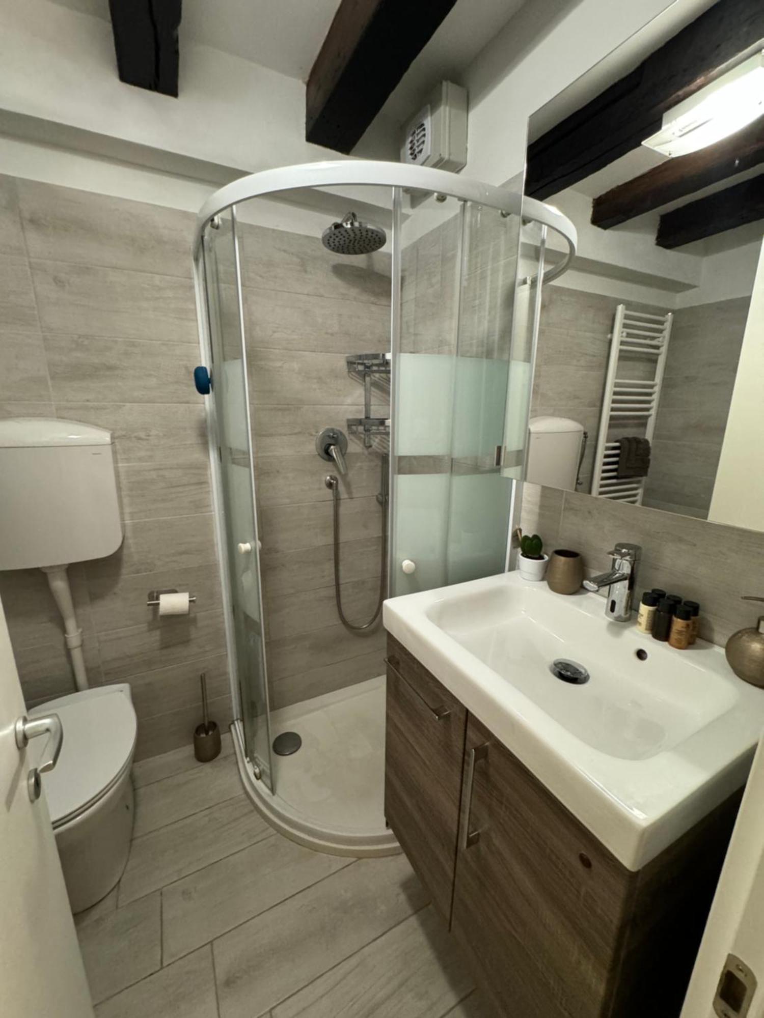 Eden Luxury Suite - Venice Santa Croce Bagian luar foto
