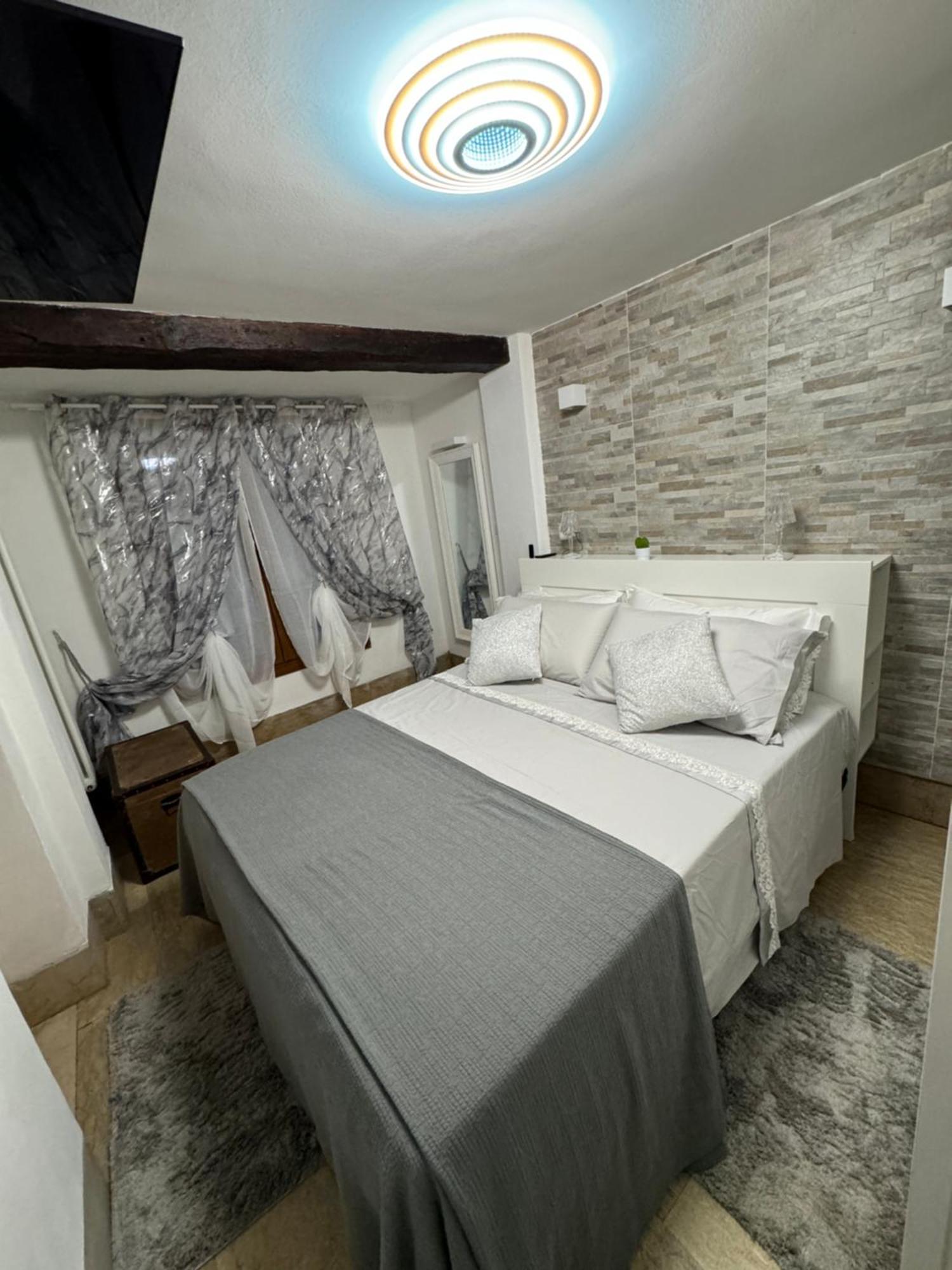 Eden Luxury Suite - Venice Santa Croce Bagian luar foto